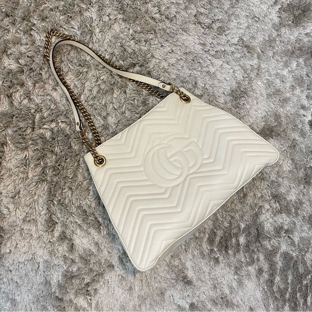 Gucci Marmont Chevron Leather Bag Ivory w/ Antique Gold Hardware and Chain Strap - Picture 11 of 16